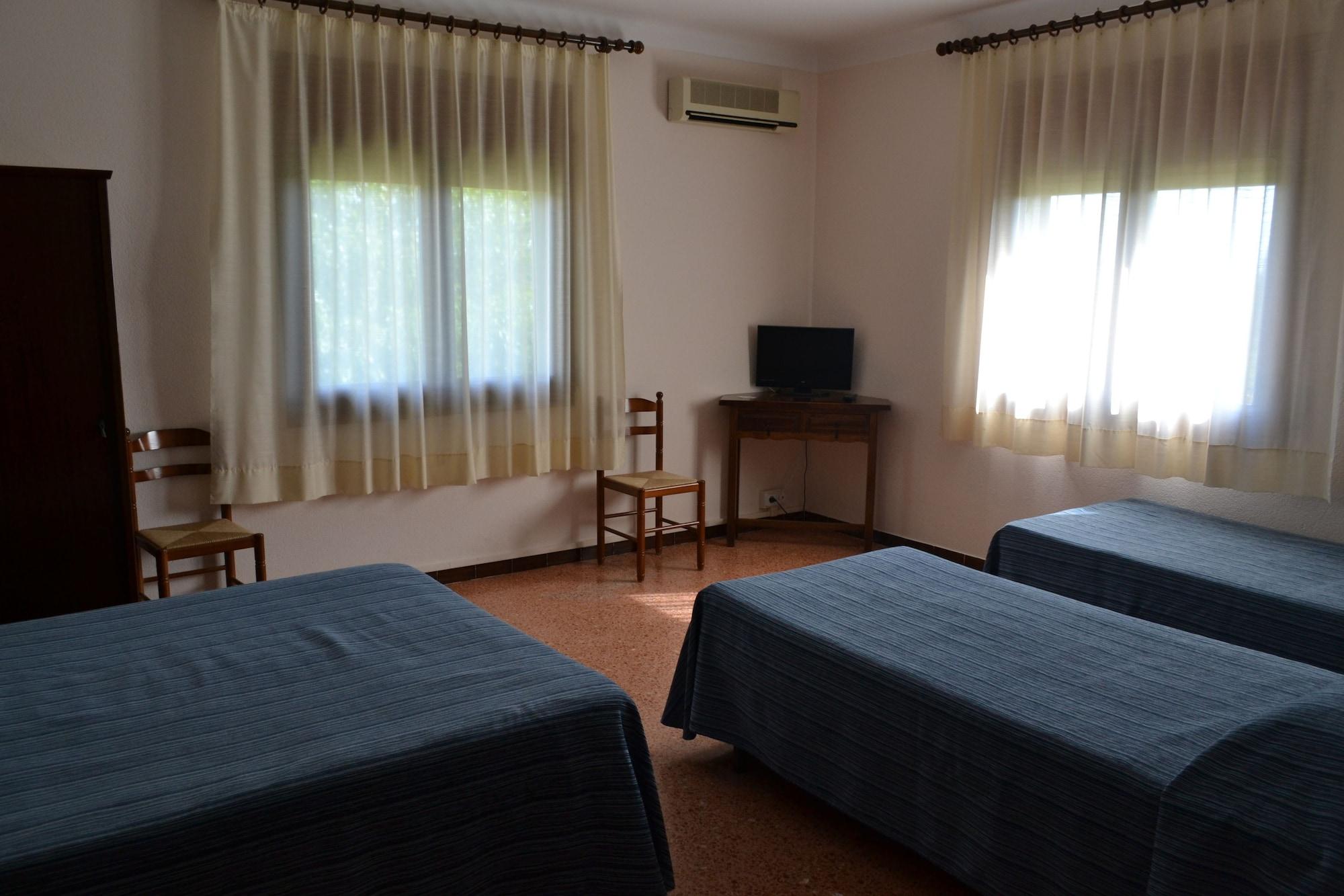 Hostal L'Esplai Виладомат Экстерьер фото
